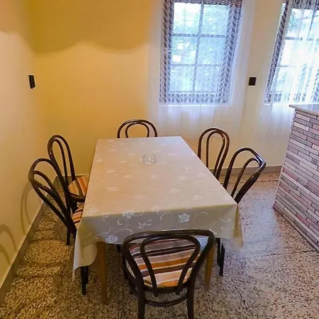 וילה Holiday Home- Family *