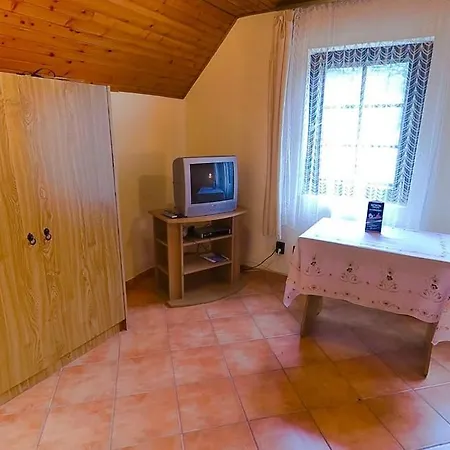 Holiday Home- Family * שיופוק