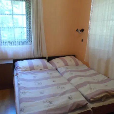 Holiday Home- Family * שיופוק
